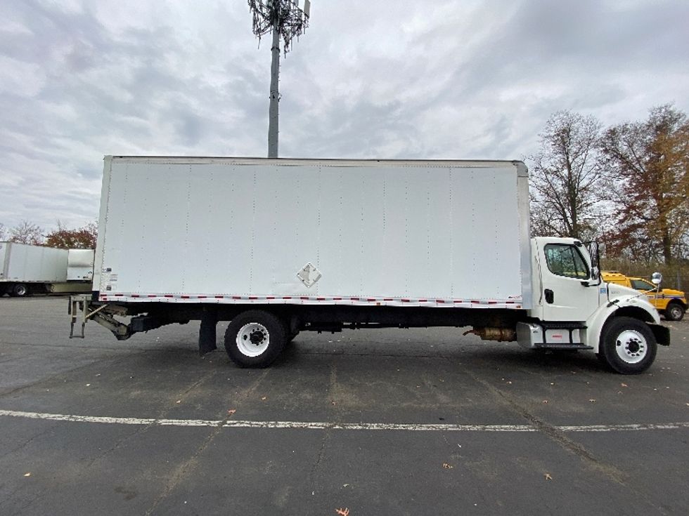 Medium Duty Box Truck-Light and Medium Duty Trucks-Freightliner-2019-M2-Parsippany-NJ-228,364\n\t\tmiles-$ 32,500 - Image 15