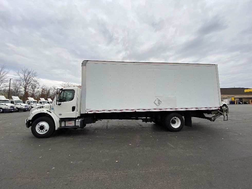 Medium Duty Box Truck-Light and Medium Duty Trucks-Freightliner-2019-M2-Parsippany-NJ-228,364\n\t\tmiles-$ 32,500 - Image 5