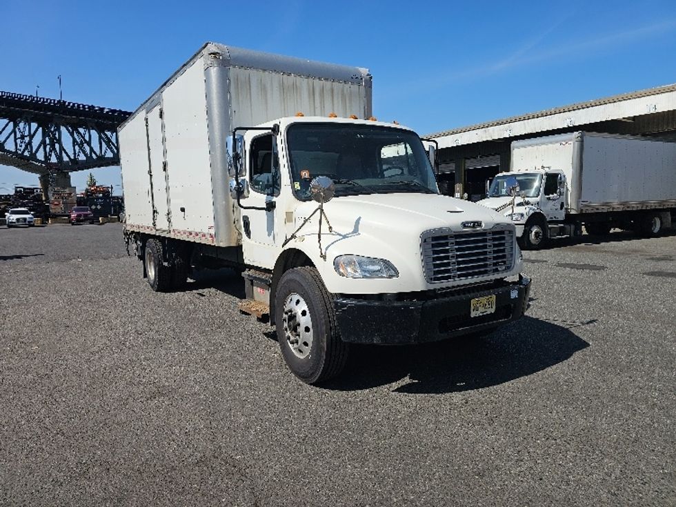 Medium Duty Box Truck-Light and Medium Duty Trucks-Freightliner-2019-M2-Parsippany-NJ-228,710\n\t\tmiles-$ 38,250 - Image 1