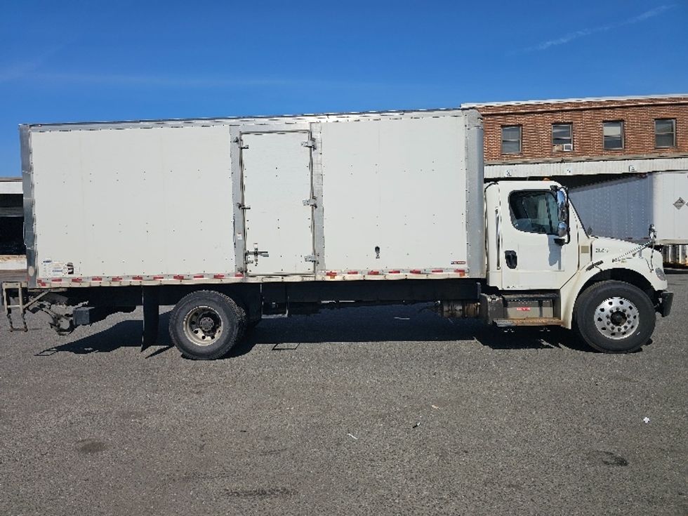 Medium Duty Box Truck-Light and Medium Duty Trucks-Freightliner-2019-M2-Parsippany-NJ-228,710\n\t\tmiles-$ 38,250 - Image 15