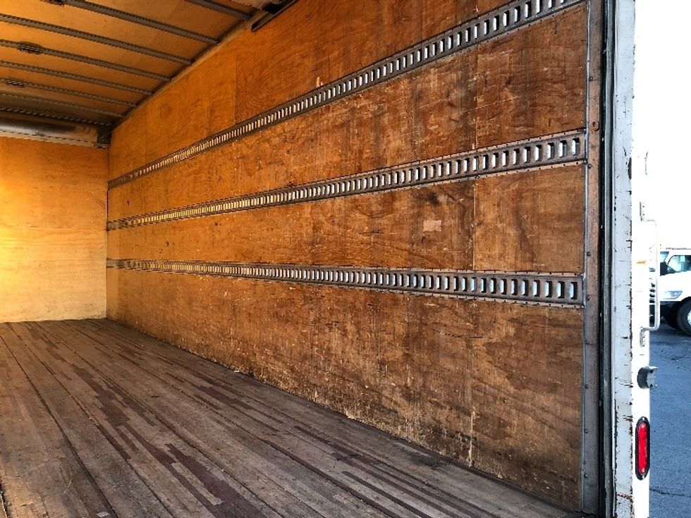 Medium Duty Box Truck-Light and Medium Duty Trucks-Freightliner-2019-M2-Pasco-WA-159,329\n\t\tmiles-$ 51,750 - Image 12