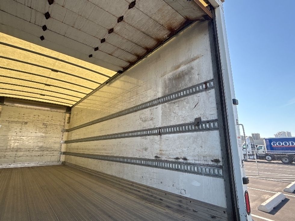 Medium Duty Box Truck-Light and Medium Duty Trucks-Freightliner-2019-M2-Pasco-WA-298,683\n\t\tmiles-$ 35,500 - Image 12