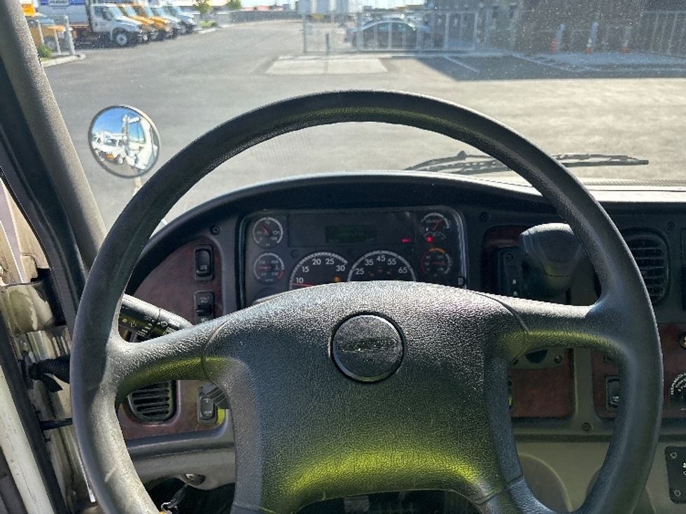 Medium Duty Box Truck-Light and Medium Duty Trucks-Freightliner-2019-M2-Pasco-WA-298,683\n\t\tmiles-$ 35,500 - Image 18