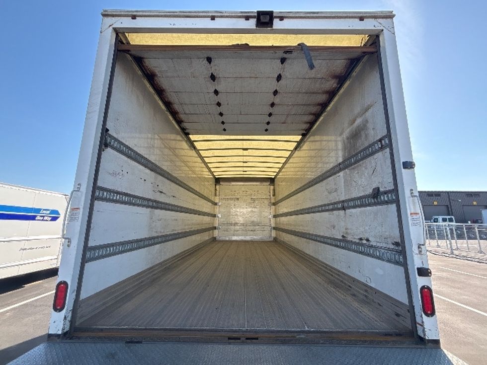 Medium Duty Box Truck-Light and Medium Duty Trucks-Freightliner-2019-M2-Pasco-WA-298,683\n\t\tmiles-$ 35,500 - Image 8