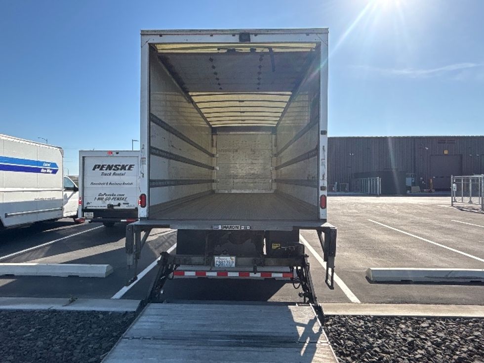 Medium Duty Box Truck-Light and Medium Duty Trucks-Freightliner-2019-M2-Pasco-WA-298,683\n\t\tmiles-$ 35,500 - Image 9