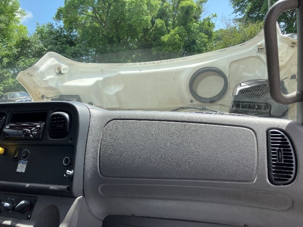 Medium Duty Box Truck-Light and Medium Duty Trucks-Freightliner-2019-M2-Pensacola-FL-103,489\n\t\tmiles-$ 54,750 - Image 21