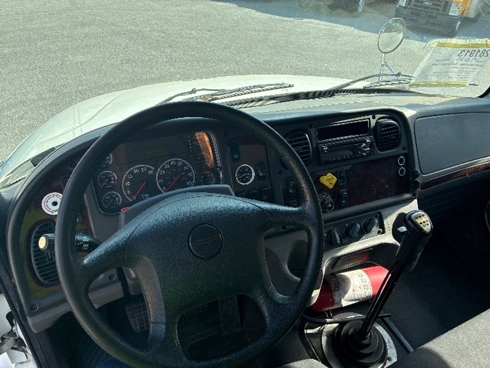 Medium Duty Box Truck-Light and Medium Duty Trucks-Freightliner-2019-M2-Pensacola-FL-192,720\n\t\tmiles-$ 49,750 - Image 18