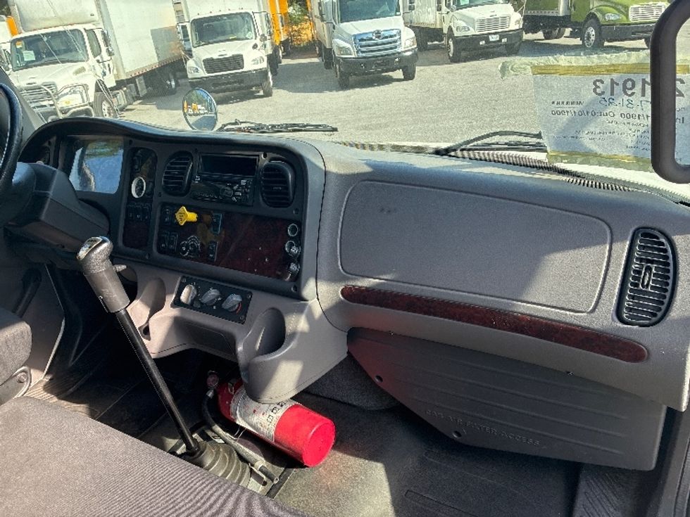 Medium Duty Box Truck-Light and Medium Duty Trucks-Freightliner-2019-M2-Pensacola-FL-192,720\n\t\tmiles-$ 49,750 - Image 21