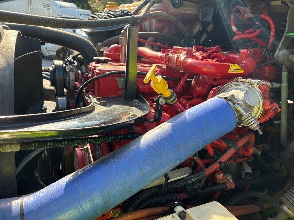 Medium Duty Box Truck-Light and Medium Duty Trucks-Freightliner-2019-M2-Pensacola-FL-192,720\n\t\tmiles-$ 49,750 - Image 24