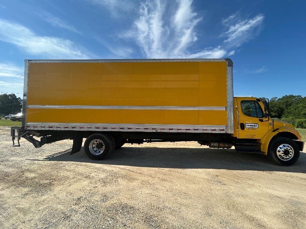 Medium Duty Box Truck-Light and Medium Duty Trucks-Freightliner-2019-M2-Pensacola-FL-198,433\n\t\tmiles-$ 49,000 - Image 15