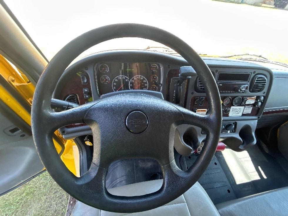 Medium Duty Box Truck-Light and Medium Duty Trucks-Freightliner-2019-M2-Pensacola-FL-198,433\n\t\tmiles-$ 49,000 - Image 17