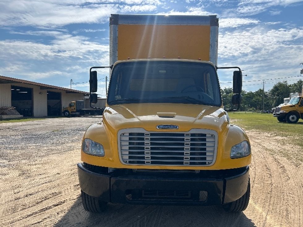 Medium Duty Box Truck-Light and Medium Duty Trucks-Freightliner-2019-M2-Pensacola-FL-198,433\n\t\tmiles-$ 49,000 - Image 2