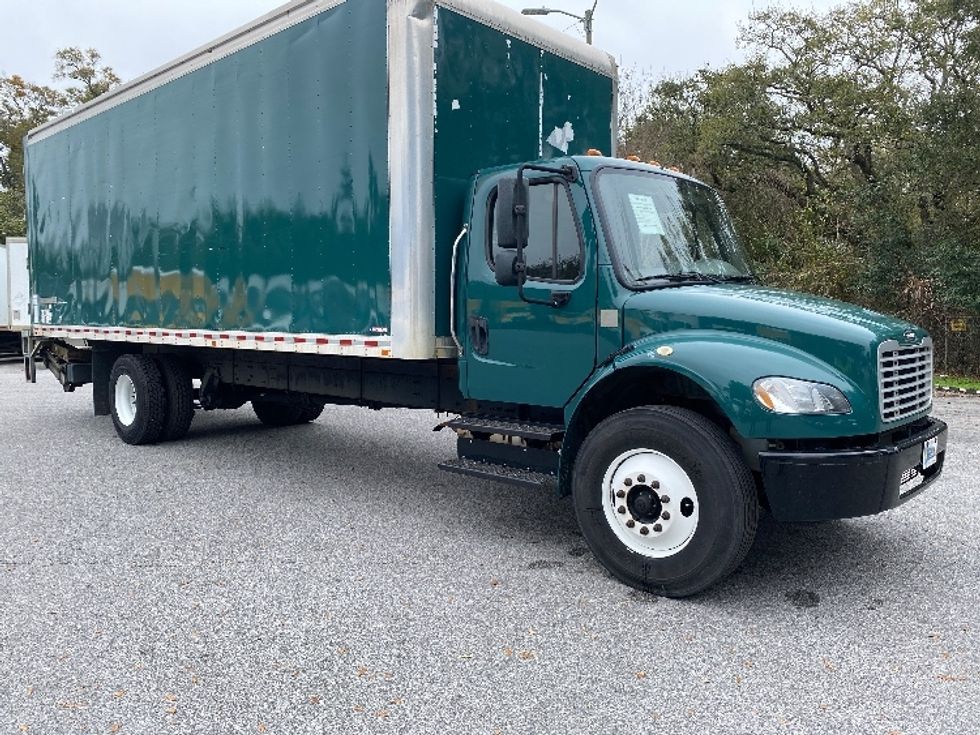 Medium Duty Box Truck-Light and Medium Duty Trucks-Freightliner-2019-M2-Pensacola-FL-205,265\n\t\tmiles-$ 38,500 - Image 1