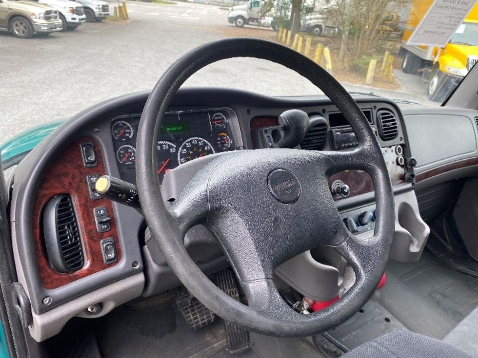 Medium Duty Box Truck-Light and Medium Duty Trucks-Freightliner-2019-M2-Pensacola-FL-205,265\n\t\tmiles-$ 38,500 - Image 18