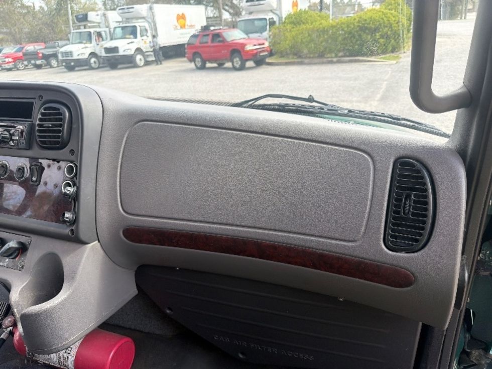 Medium Duty Box Truck-Light and Medium Duty Trucks-Freightliner-2019-M2-Pensacola-FL-205,265\n\t\tmiles-$ 38,500 - Image 21