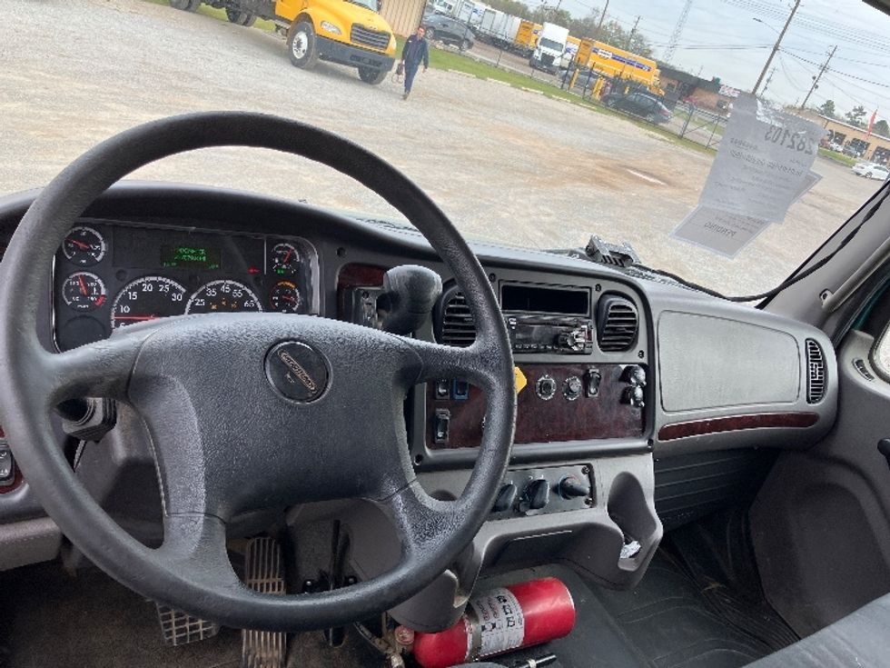 Medium Duty Box Truck-Light and Medium Duty Trucks-Freightliner-2019-M2-Pensacola-FL-256,818\n\t\tmiles-$ 40,000 - Image 18