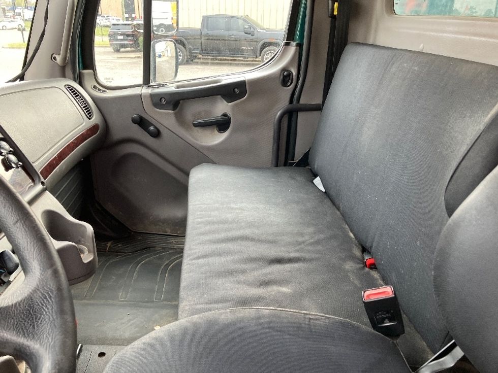 Medium Duty Box Truck-Light and Medium Duty Trucks-Freightliner-2019-M2-Pensacola-FL-256,818\n\t\tmiles-$ 40,000 - Image 19
