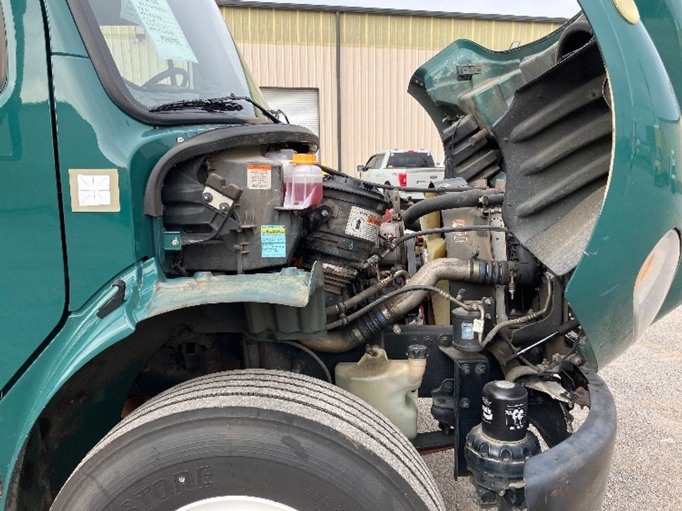 Medium Duty Box Truck-Light and Medium Duty Trucks-Freightliner-2019-M2-Pensacola-FL-256,818\n\t\tmiles-$ 40,000 - Image 22