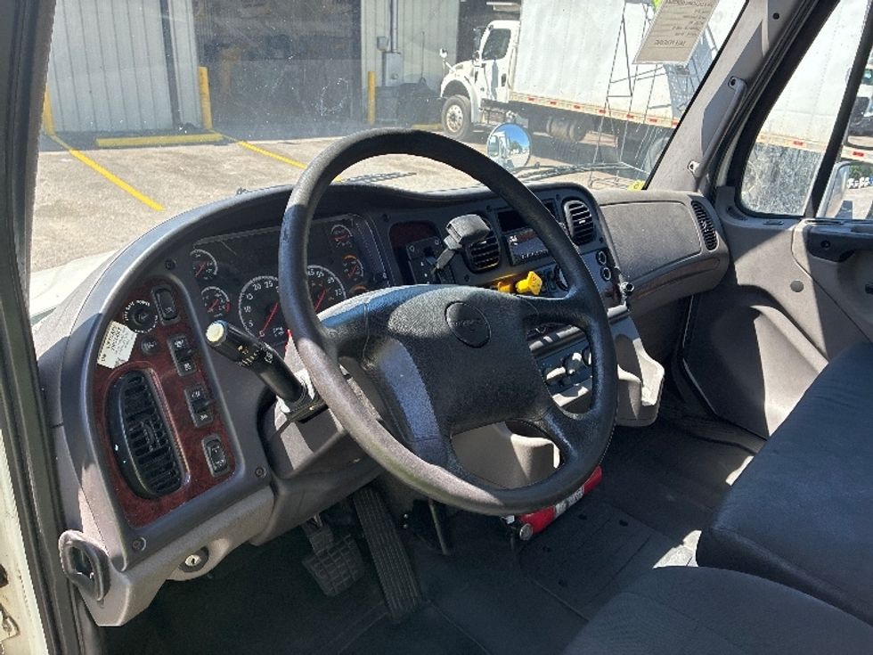 Medium Duty Box Truck-Light and Medium Duty Trucks-Freightliner-2019-M2-Pensacola-FL-282,573\n\t\tmiles-$ 13,000 - Image 12