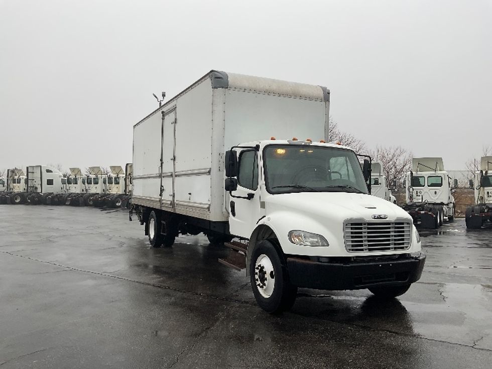 Medium Duty Box Truck-Light and Medium Duty Trucks-Freightliner-2019-M2-Perrysburg-OH-267,038\n\t\tmiles-$ 37,000 - Image 1
