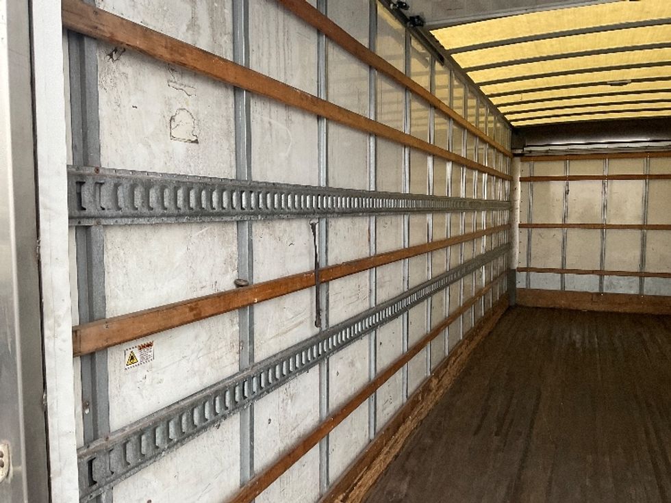 Medium Duty Box Truck-Light and Medium Duty Trucks-Freightliner-2019-M2-Perrysburg-OH-267,038\n\t\tmiles-$ 37,000 - Image 8