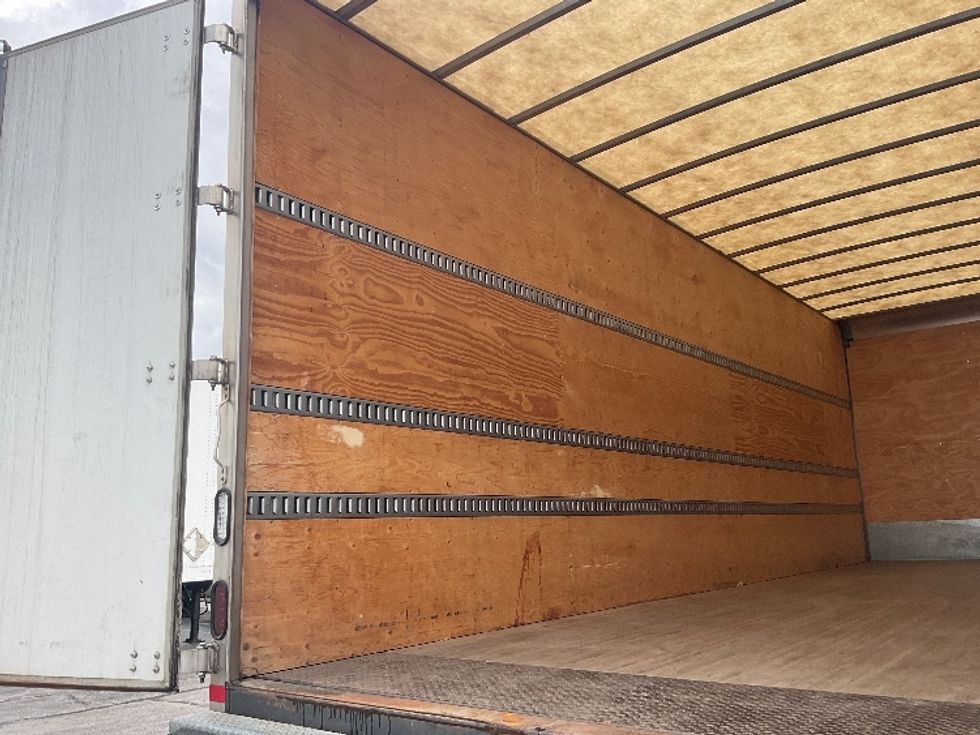 Medium Duty Box Truck-Light and Medium Duty Trucks-Freightliner-2019-M2-Perrysburg-OH-91,834\n\t\tmiles-$ 53,500 - Image 11