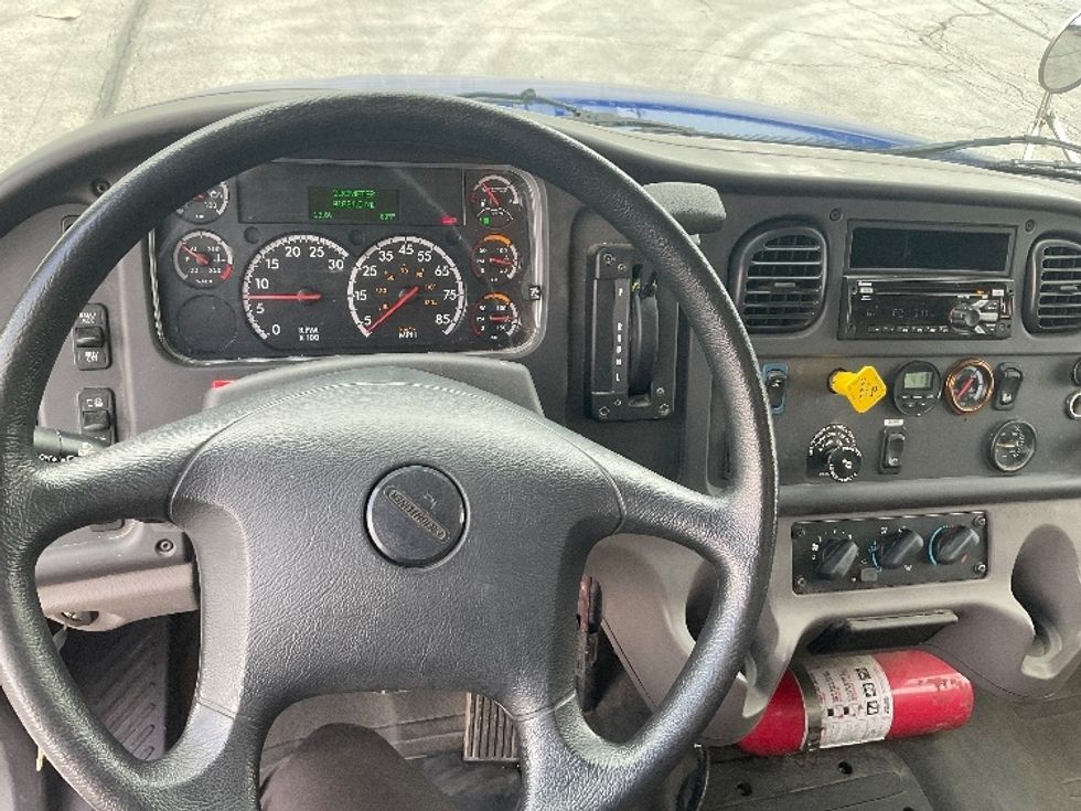 Medium Duty Box Truck-Light and Medium Duty Trucks-Freightliner-2019-M2-Perrysburg-OH-91,834\n\t\tmiles-$ 53,500 - Image 18