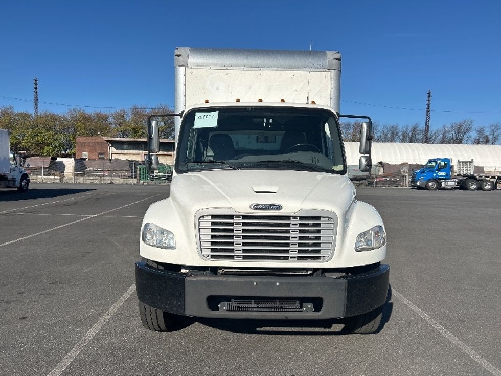 Medium Duty Box Truck-Light and Medium Duty Trucks-Freightliner-2019-M2-Philadelphia-PA-110,972\n\t\tmiles-$ 48,000 - Image 2