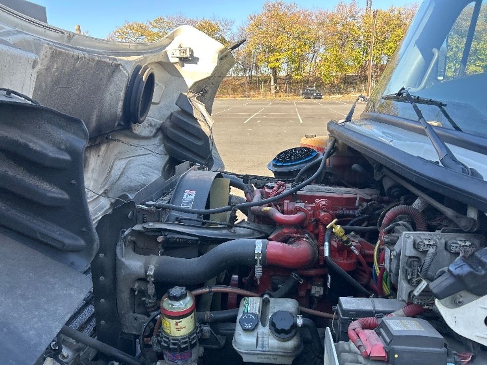 Medium Duty Box Truck-Light and Medium Duty Trucks-Freightliner-2019-M2-Philadelphia-PA-110,972\n\t\tmiles-$ 48,000 - Image 24