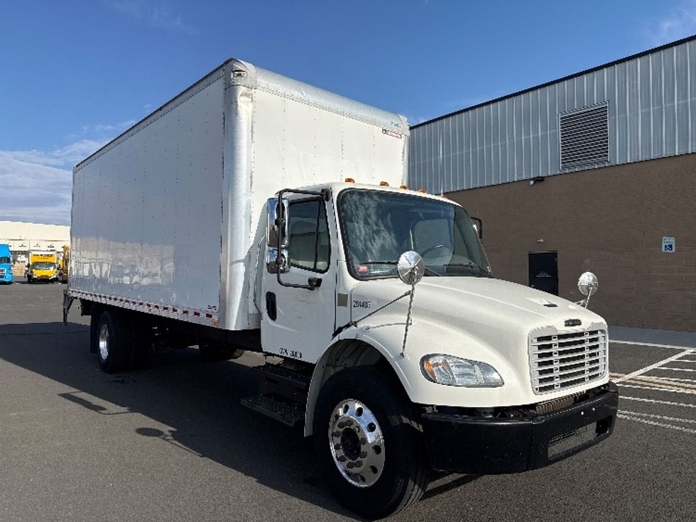 Medium Duty Box Truck-Light and Medium Duty Trucks-Freightliner-2019-M2-Philadelphia-PA-52,852\n\t\tmiles-$ 60,250 - Image 1