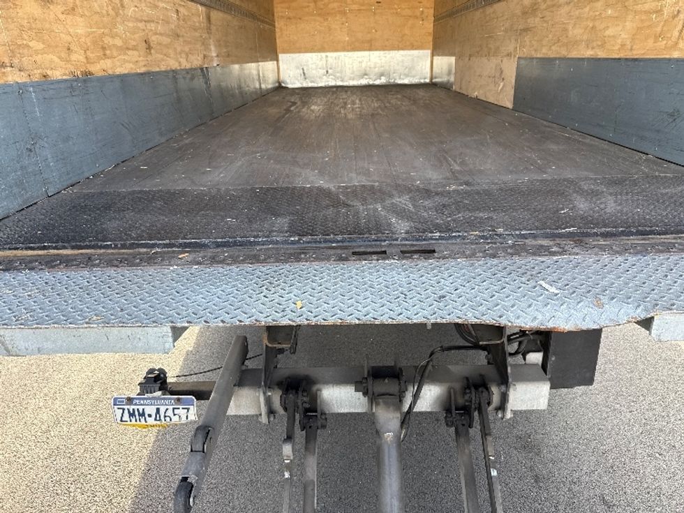 Medium Duty Box Truck-Light and Medium Duty Trucks-Freightliner-2019-M2-Philadelphia-PA-52,852\n\t\tmiles-$ 60,250 - Image 10
