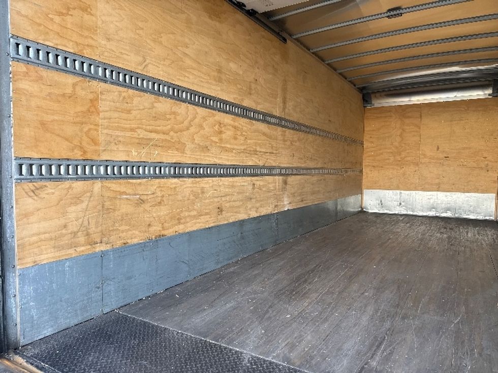 Medium Duty Box Truck-Light and Medium Duty Trucks-Freightliner-2019-M2-Philadelphia-PA-52,852\n\t\tmiles-$ 60,250 - Image 11