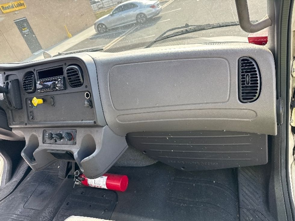 Medium Duty Box Truck-Light and Medium Duty Trucks-Freightliner-2019-M2-Philadelphia-PA-52,852\n\t\tmiles-$ 60,250 - Image 21