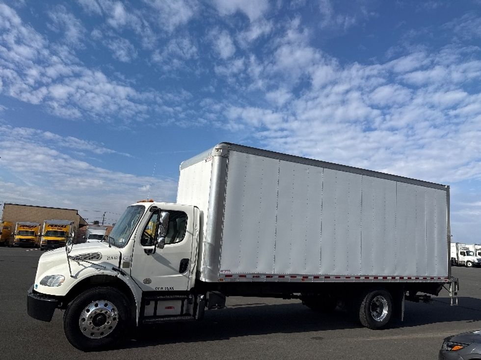 Medium Duty Box Truck-Light and Medium Duty Trucks-Freightliner-2019-M2-Philadelphia-PA-52,852\n\t\tmiles-$ 60,250 - Image 4