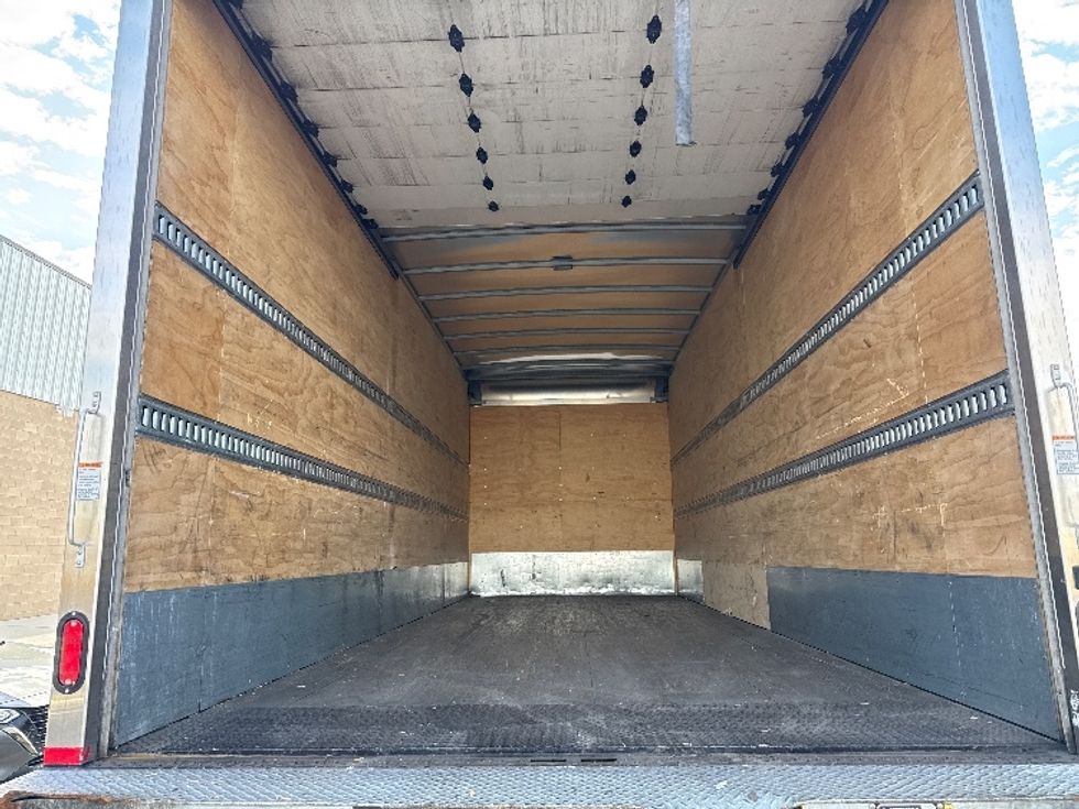 Medium Duty Box Truck-Light and Medium Duty Trucks-Freightliner-2019-M2-Philadelphia-PA-52,852\n\t\tmiles-$ 60,250 - Image 8