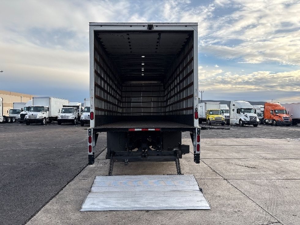 Medium Duty Box Truck-Light and Medium Duty Trucks-Freightliner-2019-M2-Phoenix-AZ-109,803\n\t\tmiles-$ 57,000 - Image 9