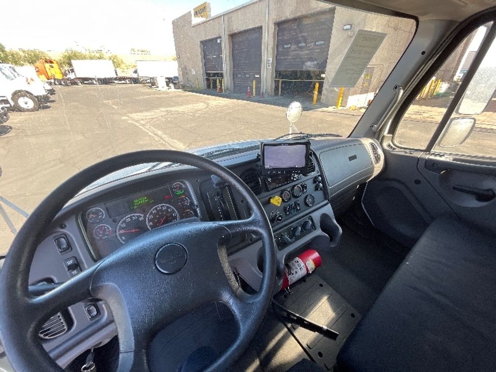 Medium Duty Box Truck-Light and Medium Duty Trucks-Freightliner-2019-M2-Phoenix-AZ-116,683\n\t\tmiles-$ 56,250 - Image 17