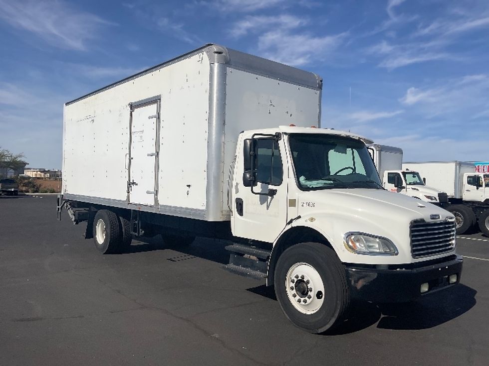 Medium Duty Box Truck-Light and Medium Duty Trucks-Freightliner-2019-M2-Phoenix-AZ-123,852\n\t\tmiles-$ 57,750 - Image 1