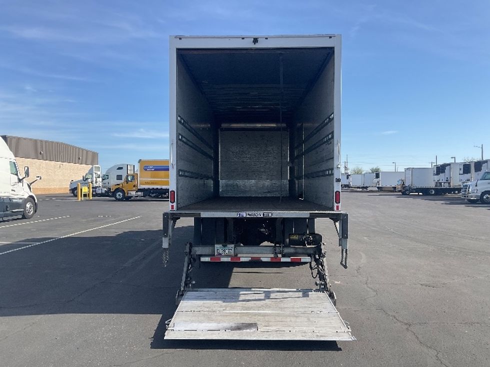 Medium Duty Box Truck-Light and Medium Duty Trucks-Freightliner-2019-M2-Phoenix-AZ-123,852\n\t\tmiles-$ 57,750 - Image 9