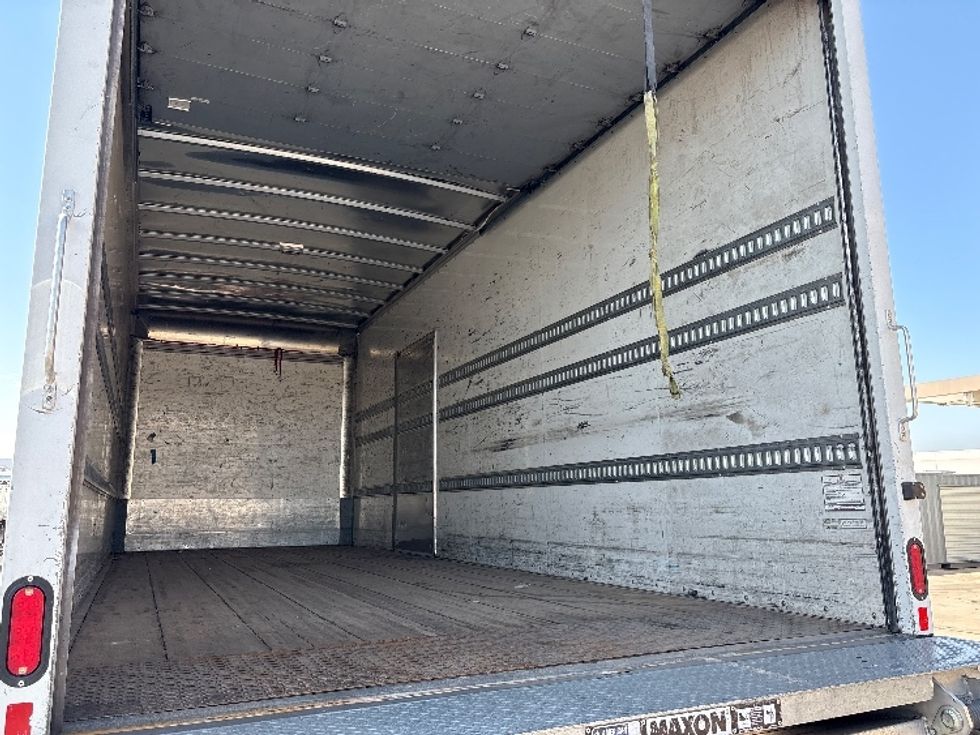 Medium Duty Box Truck-Light and Medium Duty Trucks-Freightliner-2019-M2-Phoenix-AZ-137,677\n\t\tmiles-$ 57,250 - Image 12