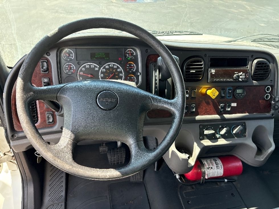 Medium Duty Box Truck-Light and Medium Duty Trucks-Freightliner-2019-M2-Phoenix-AZ-137,677\n\t\tmiles-$ 57,250 - Image 18