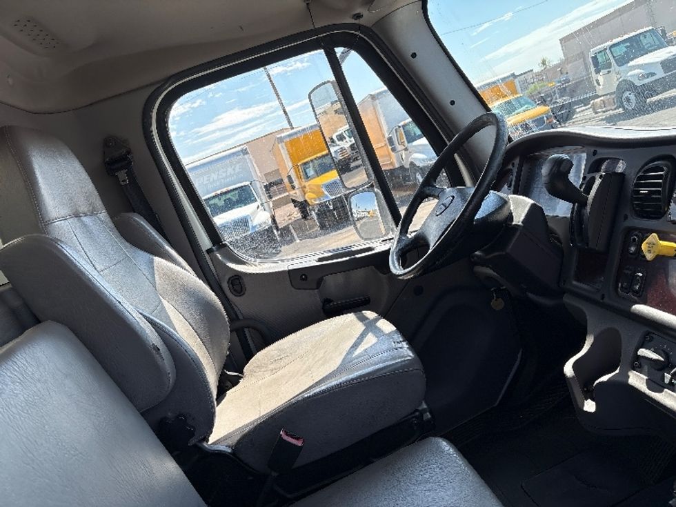 Medium Duty Box Truck-Light and Medium Duty Trucks-Freightliner-2019-M2-Phoenix-AZ-137,677\n\t\tmiles-$ 57,250 - Image 22