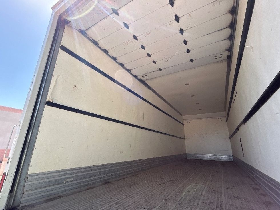 Medium Duty Box Truck-Light and Medium Duty Trucks-Freightliner-2019-M2-Phoenix-AZ-141,001\n\t\tmiles-$ 47,750 - Image 11
