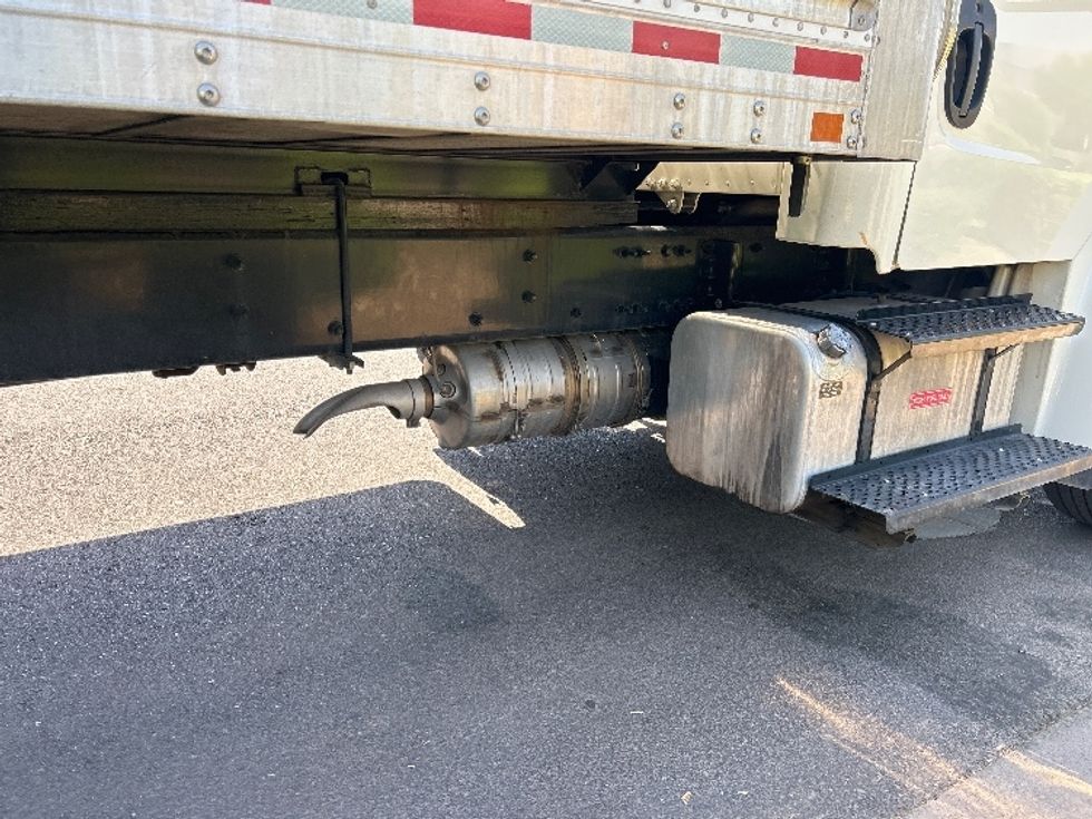 Medium Duty Box Truck-Light and Medium Duty Trucks-Freightliner-2019-M2-Phoenix-AZ-141,001\n\t\tmiles-$ 47,750 - Image 14