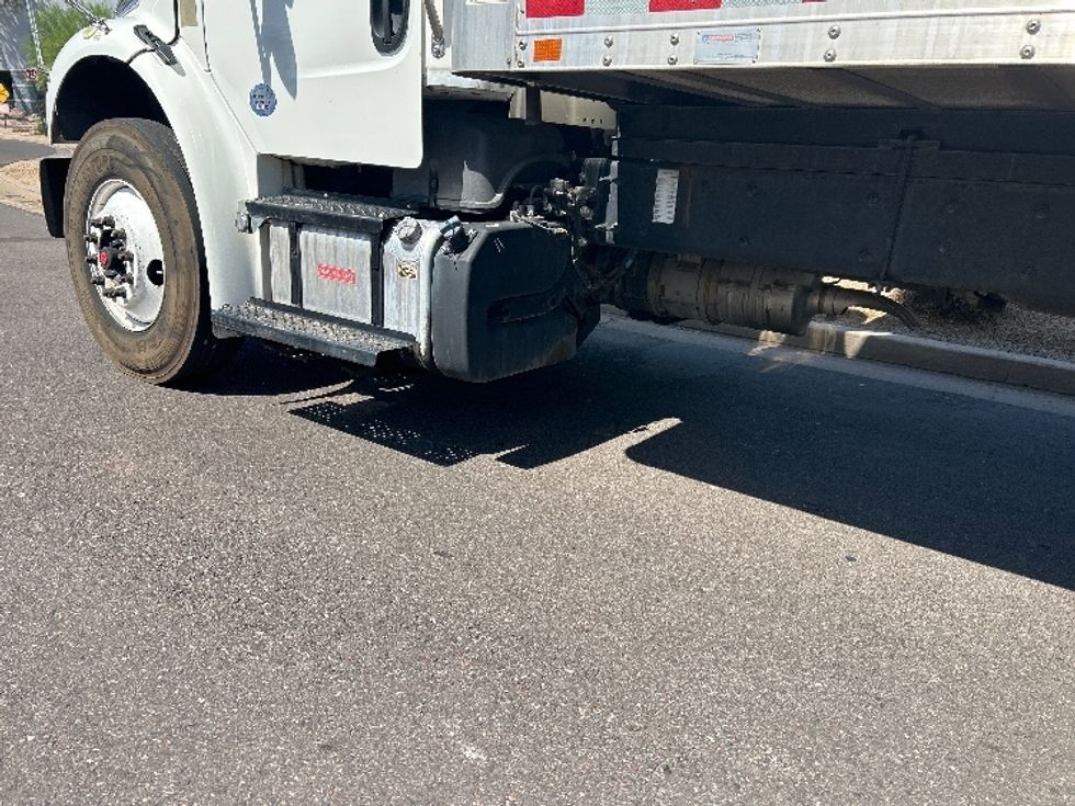 Medium Duty Box Truck-Light and Medium Duty Trucks-Freightliner-2019-M2-Phoenix-AZ-141,001\n\t\tmiles-$ 47,750 - Image 5