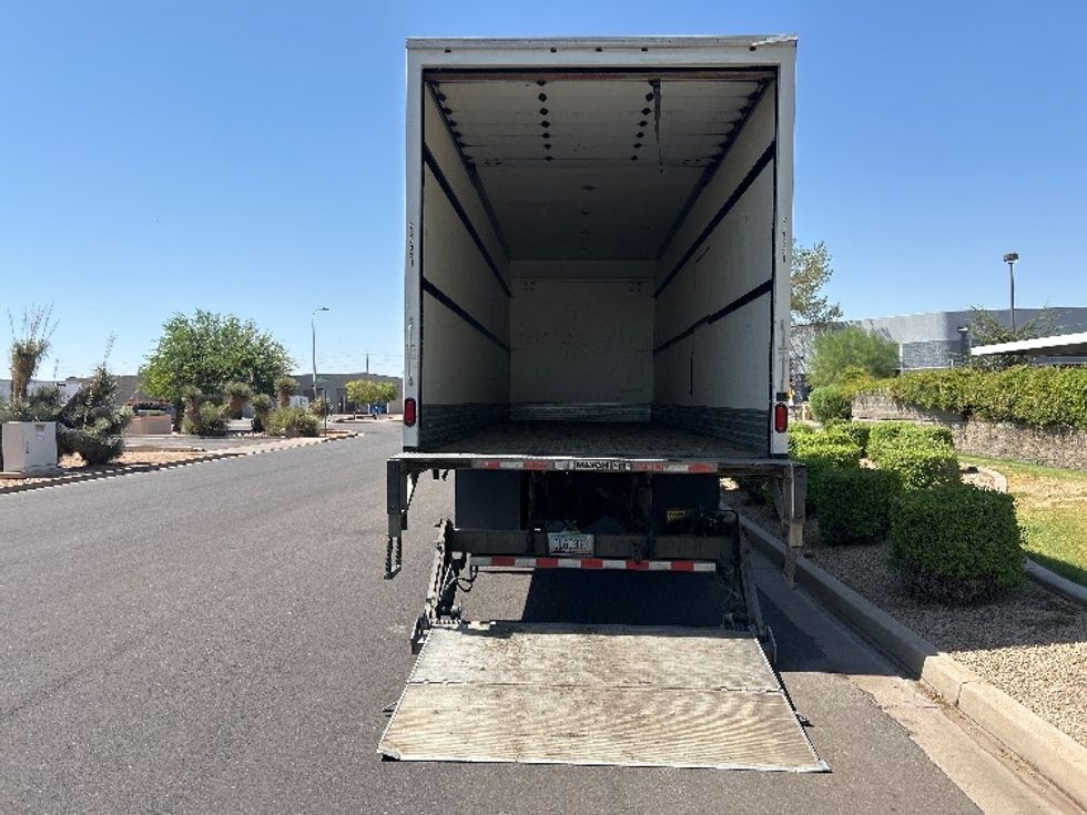 Medium Duty Box Truck-Light and Medium Duty Trucks-Freightliner-2019-M2-Phoenix-AZ-141,001\n\t\tmiles-$ 47,750 - Image 9