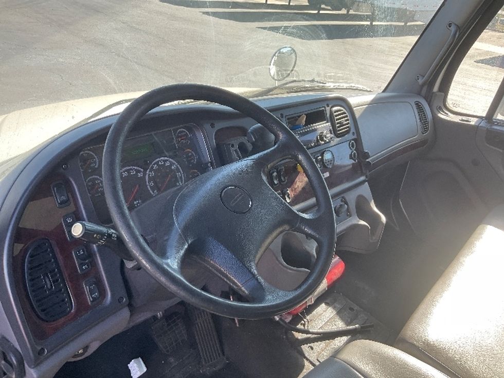 Medium Duty Box Truck-Light and Medium Duty Trucks-Freightliner-2019-M2-Phoenix-AZ-141,570\n\t\tmiles-$ 56,750 - Image 17