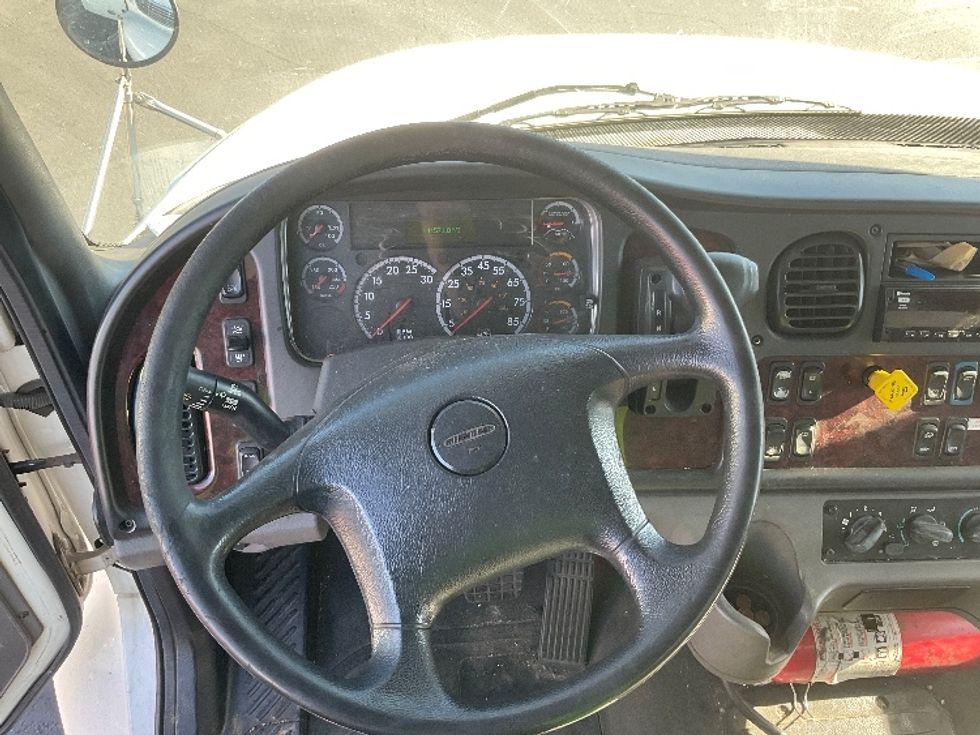 Medium Duty Box Truck-Light and Medium Duty Trucks-Freightliner-2019-M2-Phoenix-AZ-141,570\n\t\tmiles-$ 56,750 - Image 18