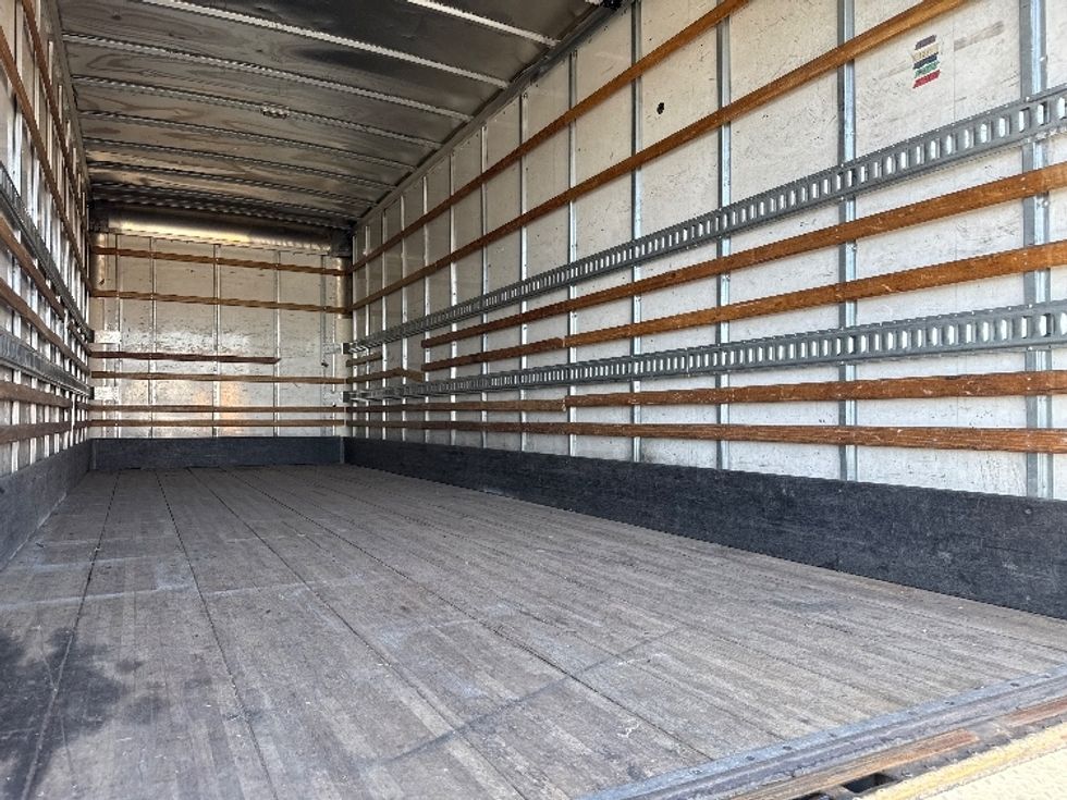 Medium Duty Box Truck-Light and Medium Duty Trucks-Freightliner-2019-M2-Phoenix-AZ-144,604\n\t\tmiles-$ 52,750 - Image 12