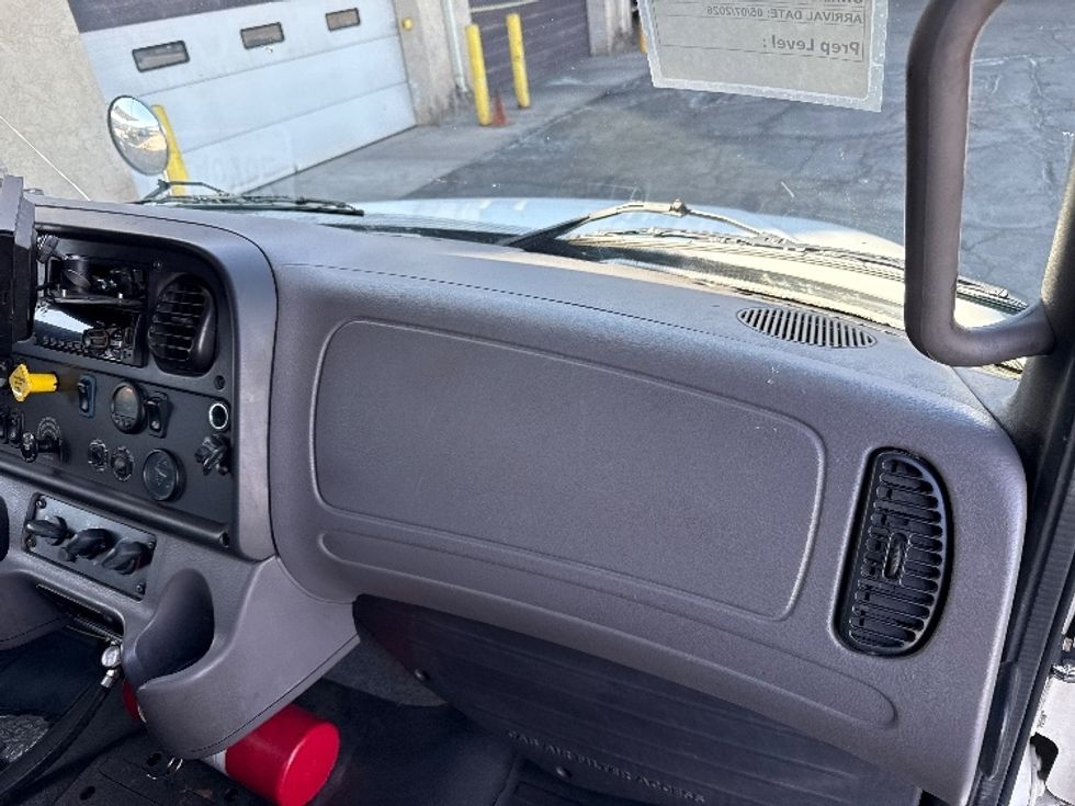 Medium Duty Box Truck-Light and Medium Duty Trucks-Freightliner-2019-M2-Phoenix-AZ-144,604\n\t\tmiles-$ 52,750 - Image 21